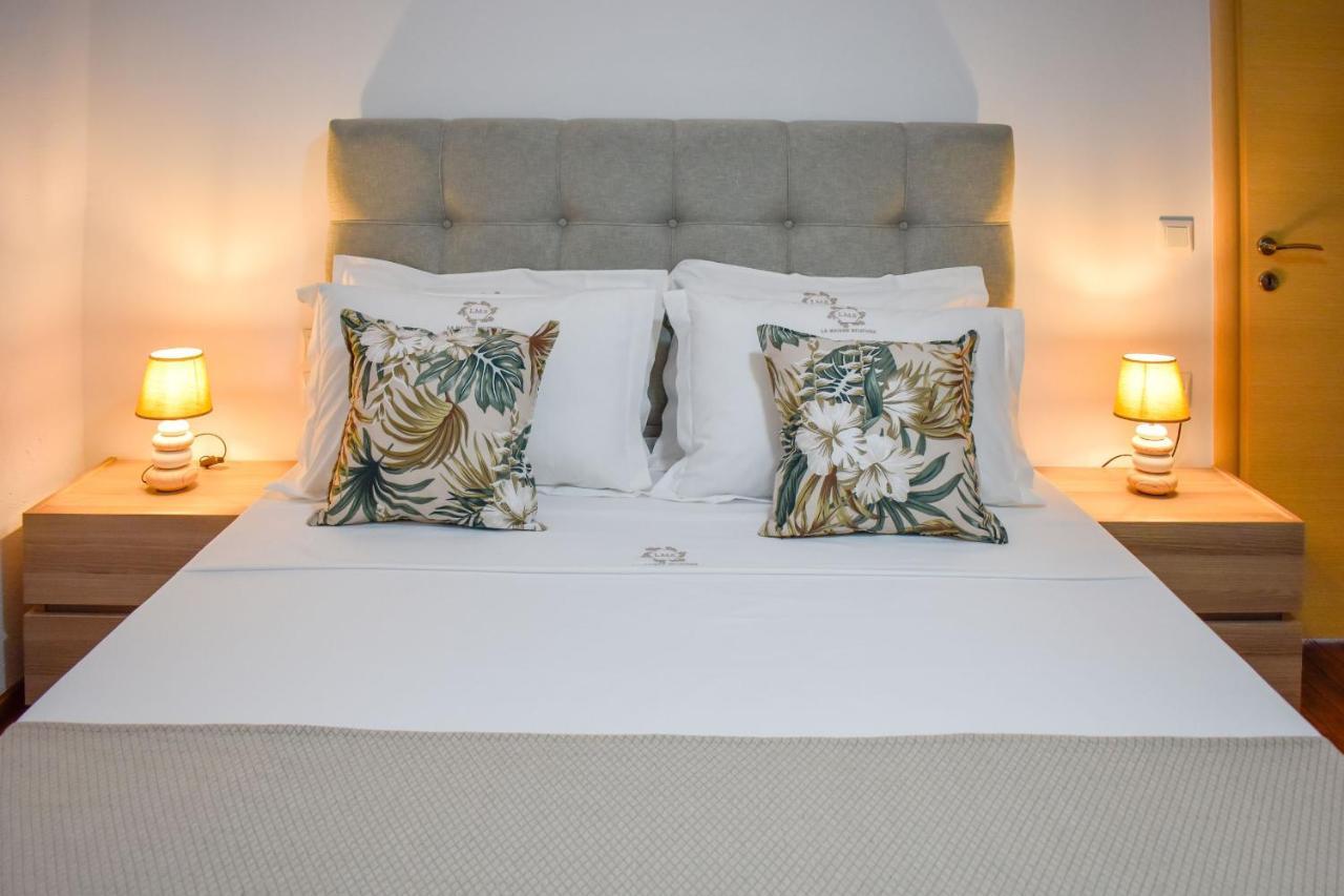 La Maison Plakes 3 Bdr Apt Skiathos Town Bagian luar foto